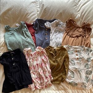 Kate Quinn 12-18M GUC Assorted One Pieces and Tops